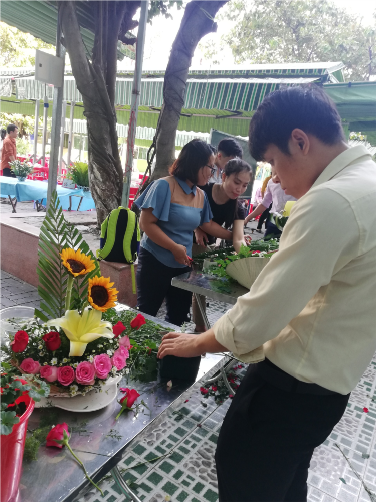 T3 Cong doan_1.jpg